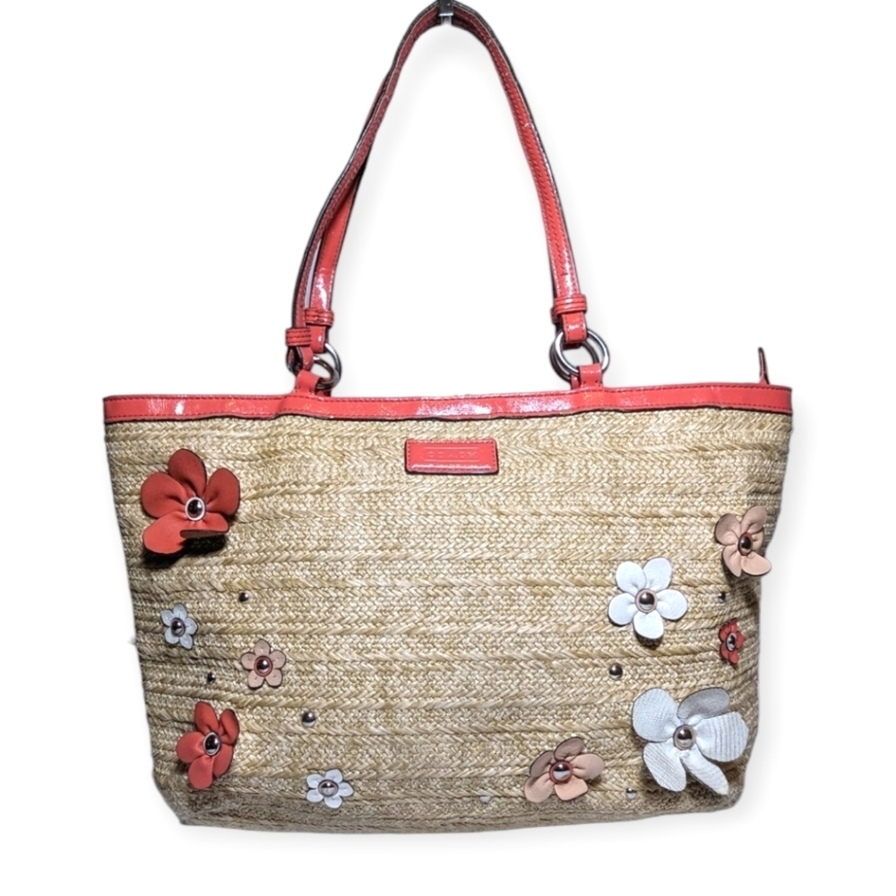 Coach Straw Floral Applique Tote Peach Apricot White Patent Trim Handbag F29861